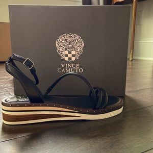 Vince Camuto, BRAND NEW, sandals!
